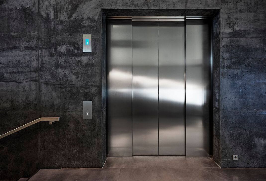 Img_BLOX Carousel varelevator